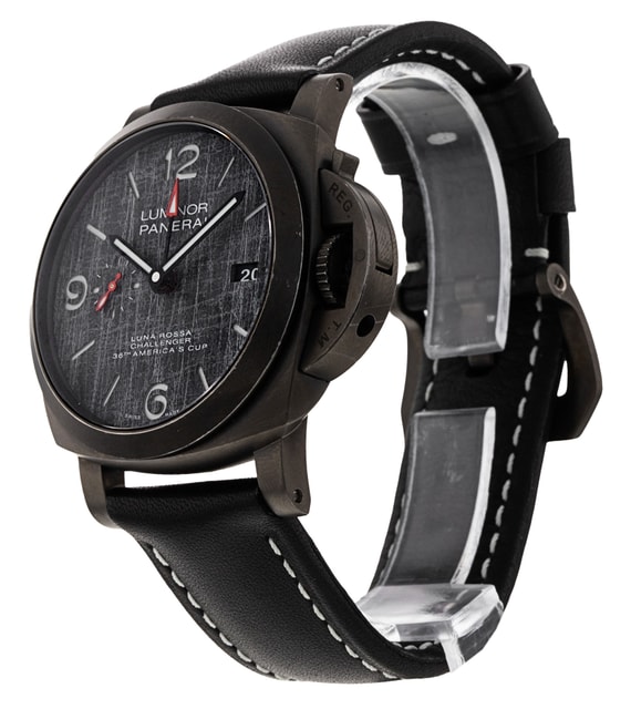 Panerai Luminor Luna Rossa PAM01036 Image 2